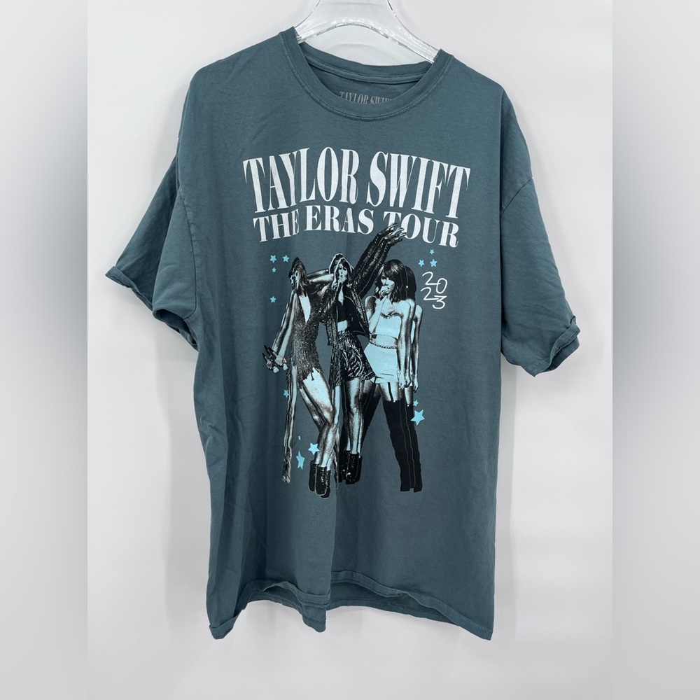 Taylor swift eras tour t shirt size 3 xl